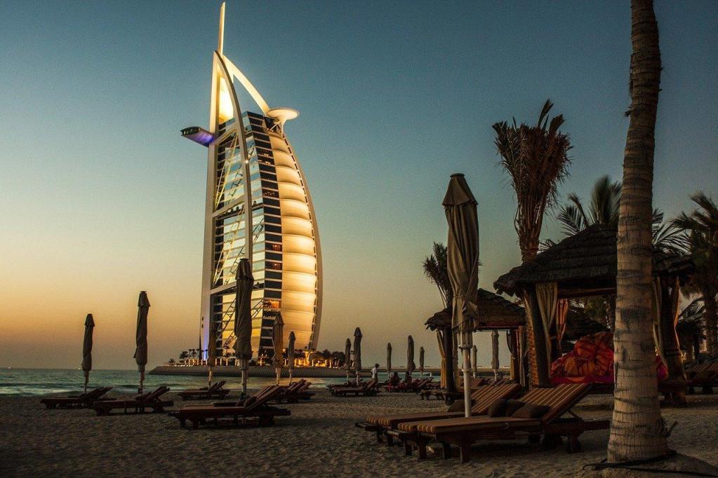burj-al-arab-iconic-designs-and-landmarks